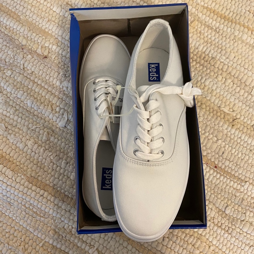 Brand new Keds white sneakers, woman’s 7 - Picture 2 of 4